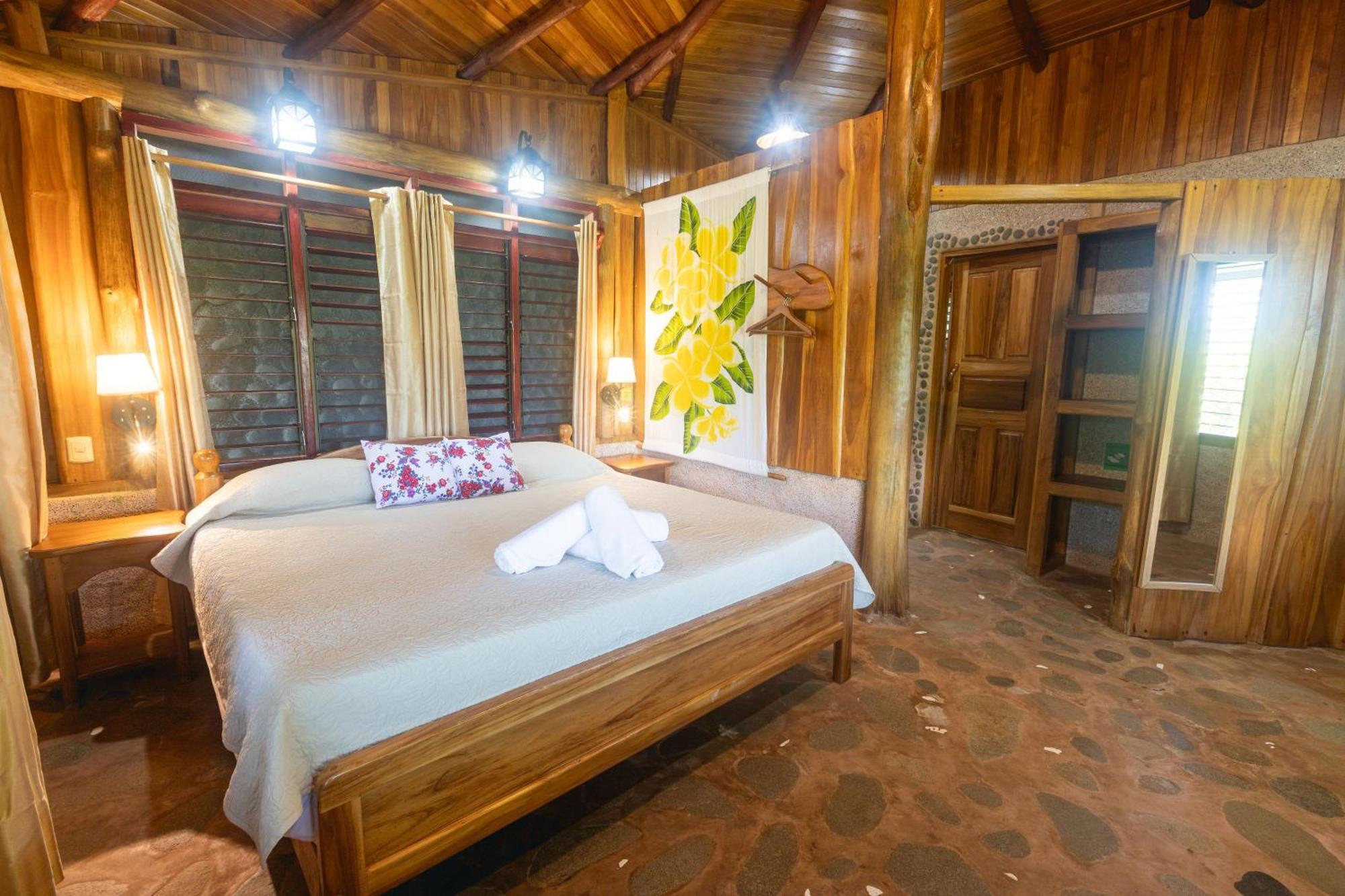 La Cusinga Lodge Uvita Buitenkant foto