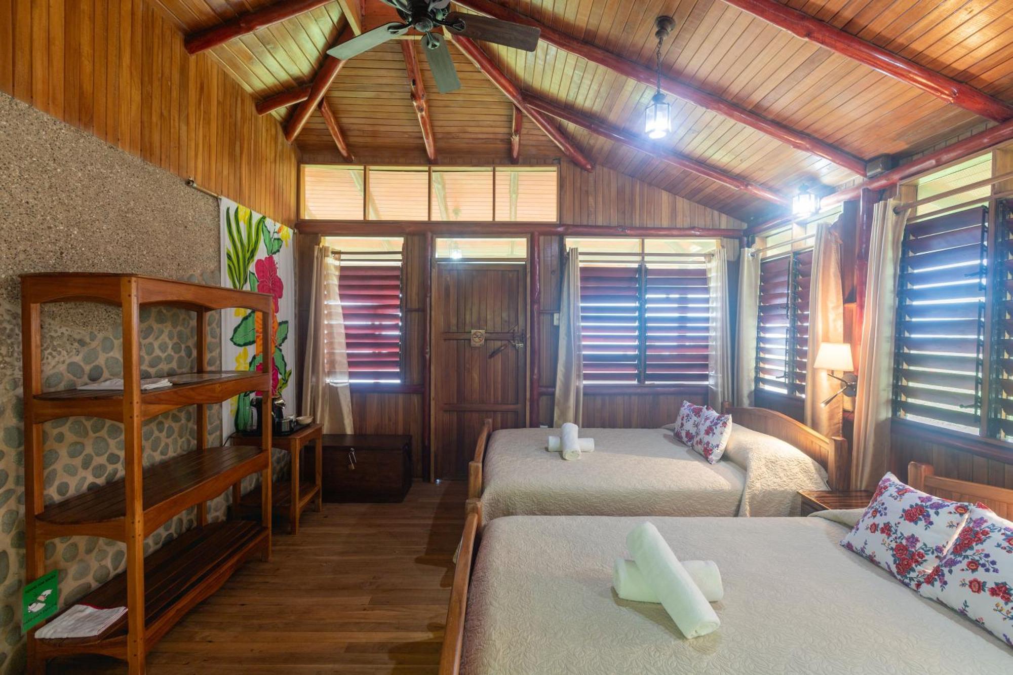 La Cusinga Lodge Uvita Buitenkant foto