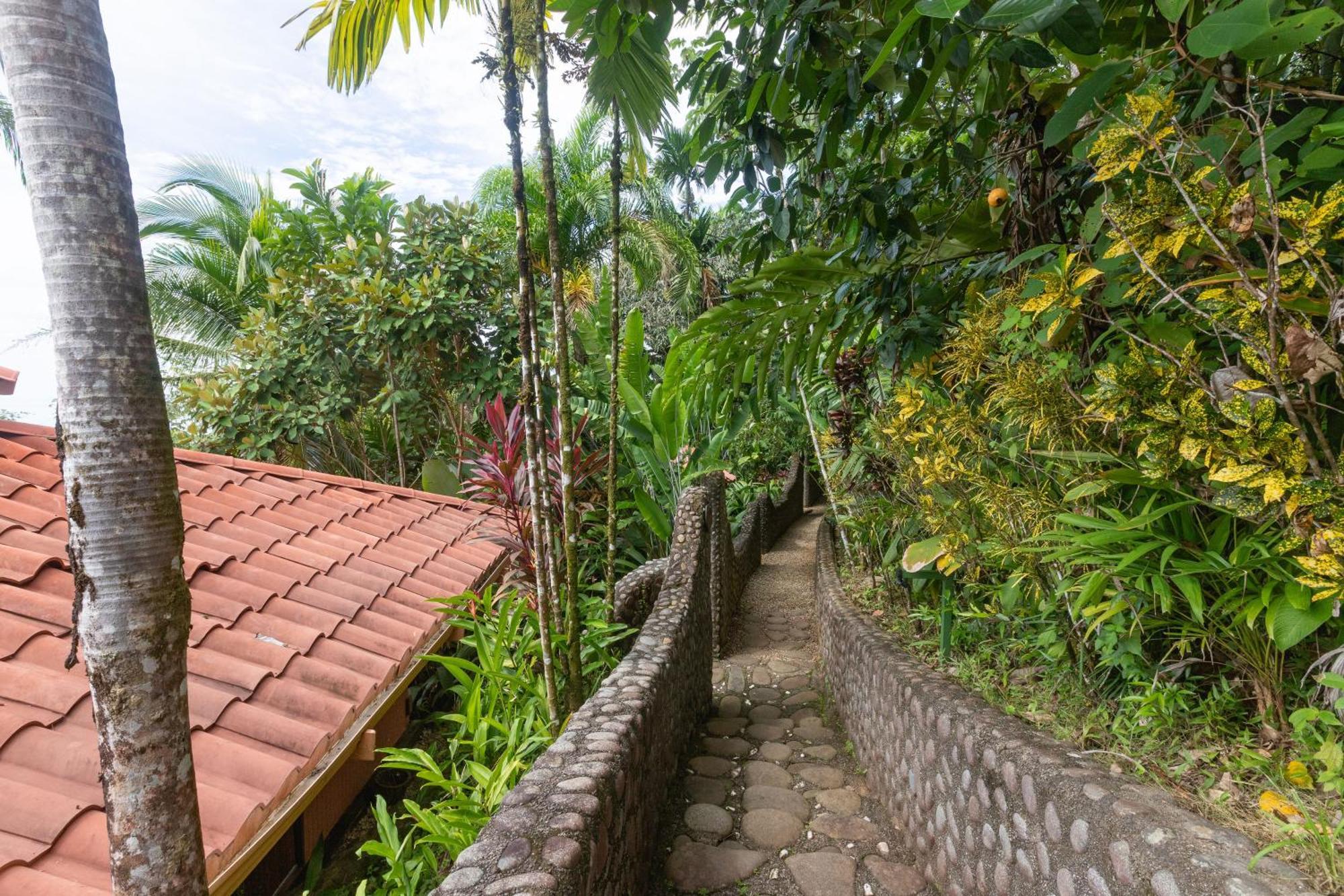 La Cusinga Lodge Uvita Buitenkant foto