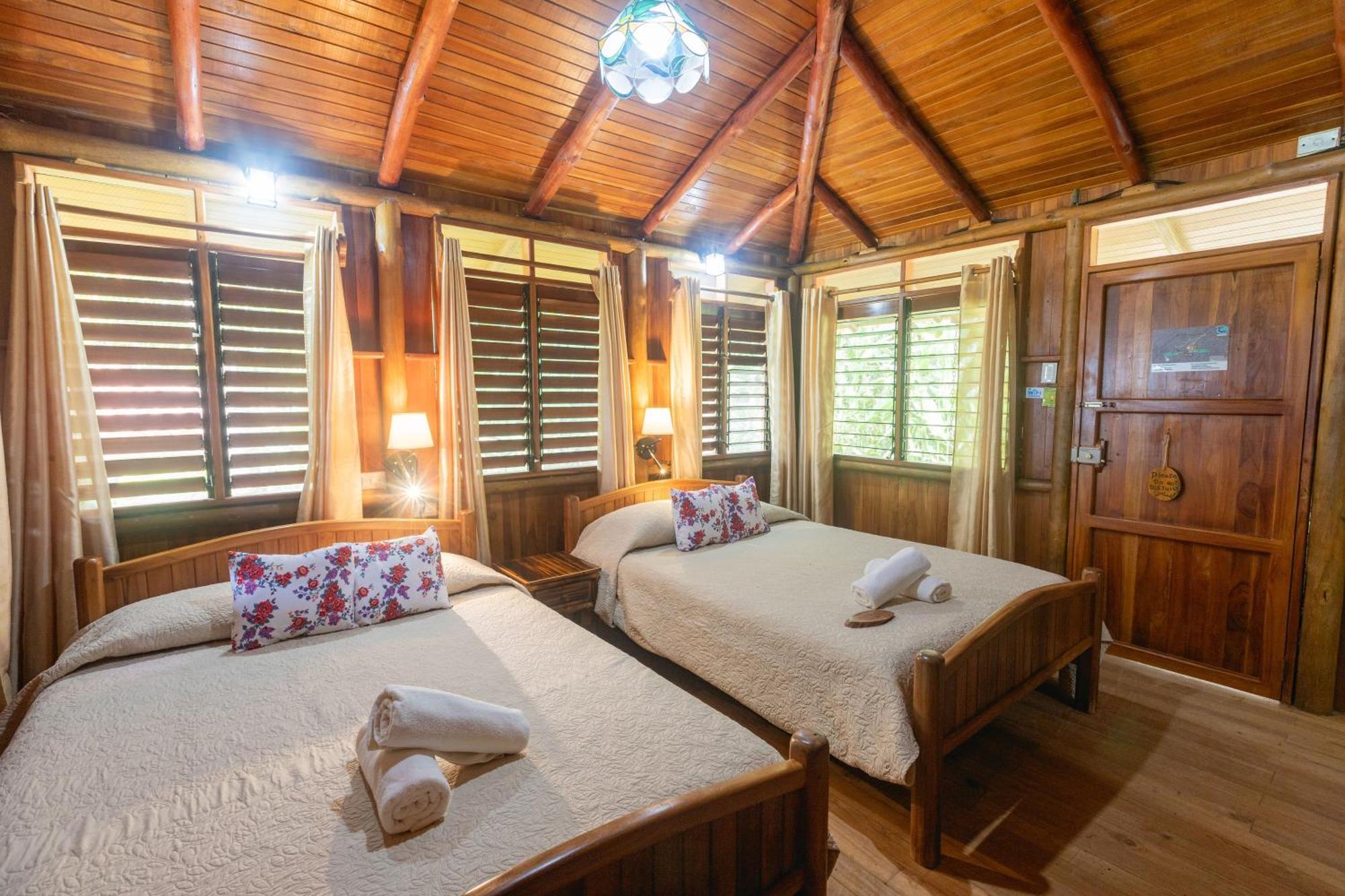 La Cusinga Lodge Uvita Buitenkant foto