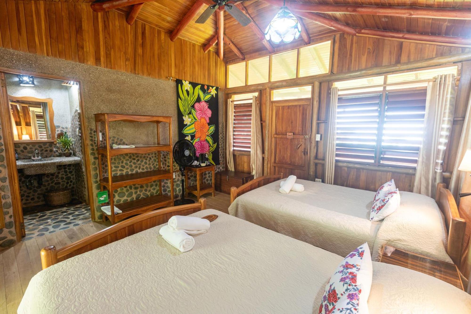 La Cusinga Lodge Uvita Buitenkant foto